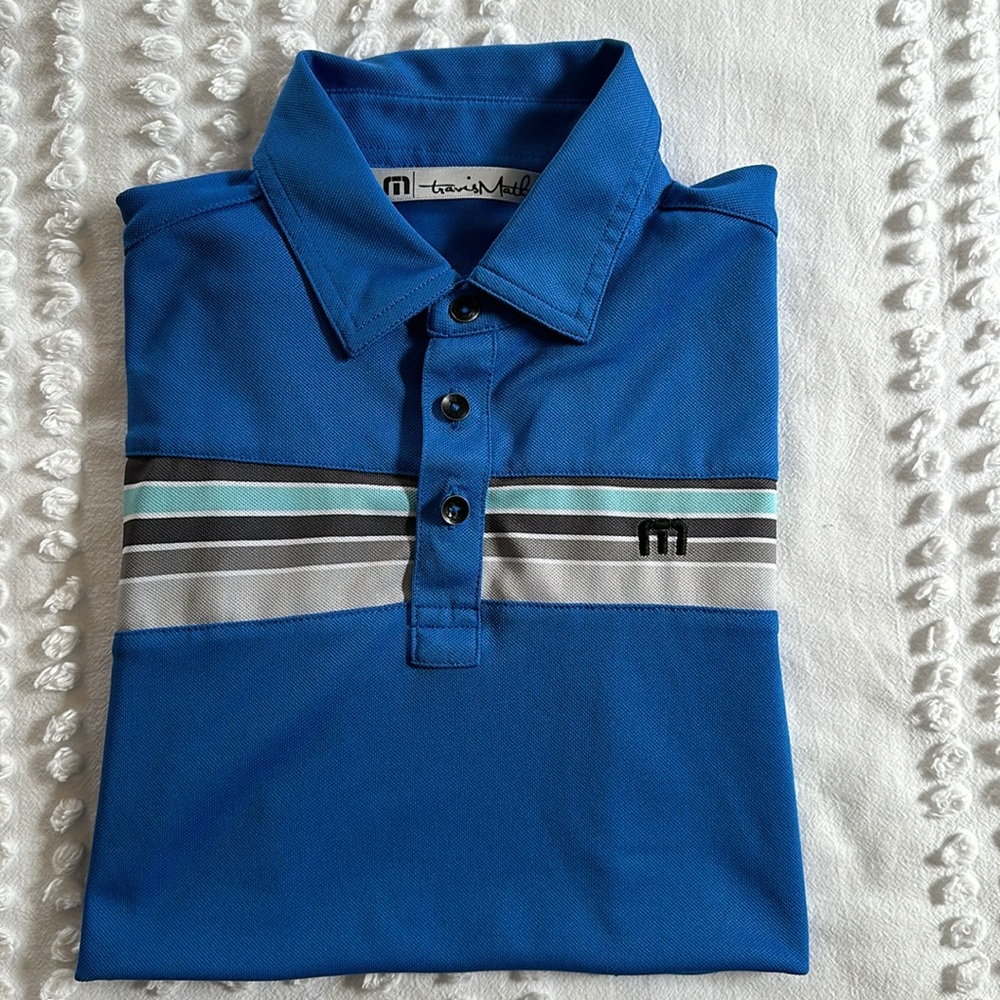 Like new - Boys Medium Travis Mathew Polo